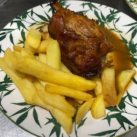 Amarantos Pensión *
